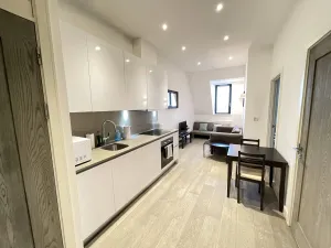 Image of Stunning 1-bed Deluxe Apartment in Slough