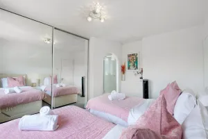 Image of Sharp Close 4 Bedroom, 2 Bathroom in Aylesbury