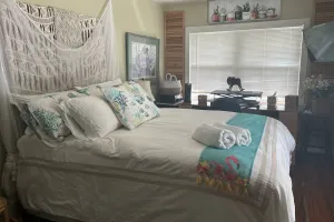 Image of The Secret Garden Home Close to Beach, Shops, Restaurants, Pet Friendly, Close to Lucerne Ave!