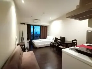 Image of Happy Suites at Knightsbridge Res Makati