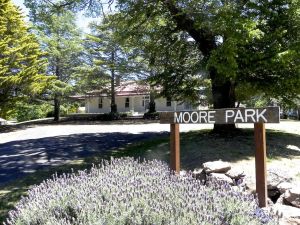 Image of Moore Park Inn