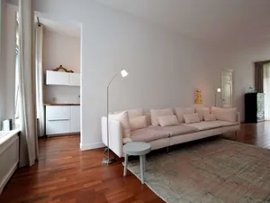Image of Quietly Located Mansion Near the Centre of The Hague