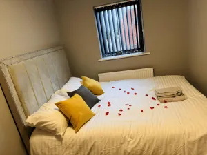Image of Stunning 2-bed Apartment in Gosport