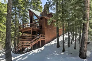 Image of Tahoe Donner Retreat with Decks and Lake Access!