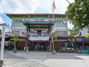 Image of OYO 90627 Pulau Ketam Inn