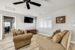 Image of Quaint Hughson Vacation Rental, Walk to Downtown!