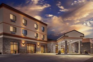 Image of Roosevelt Grand Dakota SureStay Collection by Best Western