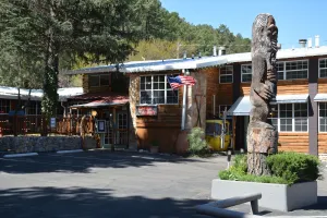 Image of Sitzmark Chalet Inn