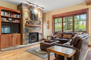 Image of Elegant condo next to lift with private hot tub, washer\/dryer & fireplace
