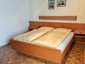 Image of Nice apartment in villa for 5 people with WIFI, TV, balcony and parking