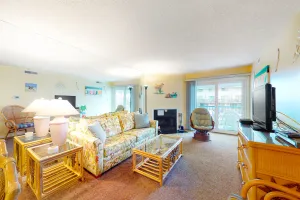 Image of Canal-Front Condo w\/Shared Outdoor Pool, Private Balcony, W\/D, Free WiFi, A\/C