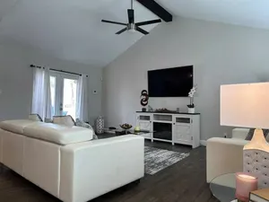 Image of Cozy Home -6 TVs\/5Beds Rooms\/3Full Baths\/13 Sleeps