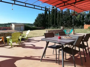 Image of MAZET OF CHARACTER between vineyards and olive trees