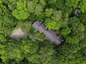 Image of Vermont get-away end unit townhouse nestled in the trees