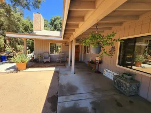 Image of Temecula Wine Country Ranch with 200 year old oaks
