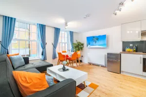 Image of Central Apartment with 55 '' Smart TV, Netflix, Amazon Prime TV, Super King Bed