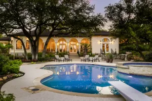 Image of Carnley House: 4000 sq ft. Huge Pool with Amazing Outdoor Space!