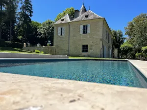 Image of Manoir Avec Piscine à Deux pas de Montignac