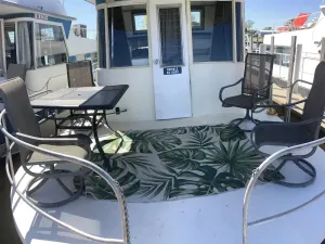 Image of Wake up ON the Lake aboard Ramble on Rose