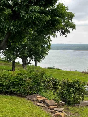 Image of Beautiful Lake View, Peaceful Retreat