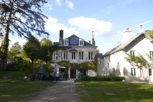 Image of Maison l'Amérique welcome you to one of their rooms Dogs are also welcomed