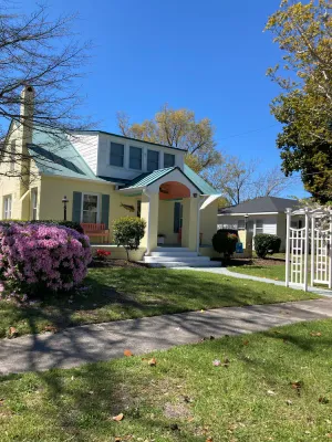 Image of Sandbar Cottage - Close to downtown Morehead City