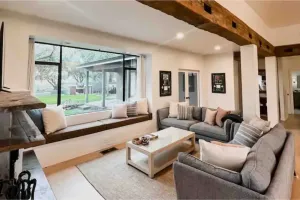 Image of Luxurious 3-BR Home: BBQ Grill, Hot Tub & Fire Pit