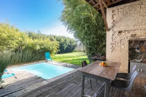 Image of Le Chai: Between sea and mountains, spacious gîte with private pool.