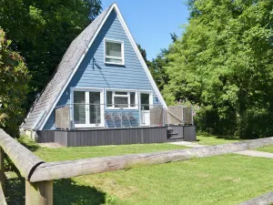 Image of This ideal family lodge is a comfortable retreat just 1 mile from the pretty village of Bradworthy.