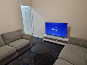 Image of Homely 3-bed house in Bham 15 min from City Centre