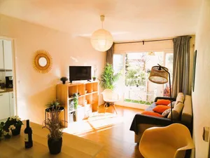 Image of SUPER Appartement ,  4 chambres ,95m² ,lumineux , très calme dans  parc privé