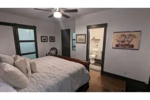 Image of Speakeasy close to Bourbon Row
