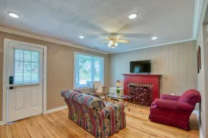 Image of Lovely and tranquil location complemented by modern touches and amenities.