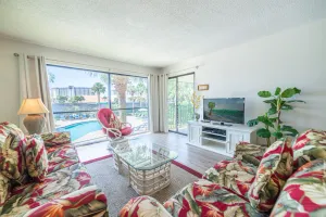 Image of Palm Of His Hand, Edgewater Villa 2713-2nd Floor Condo Overlooking Pool! Free Beach Tram Service!