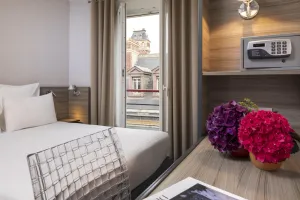 Image of Salvia Paris
