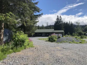 Image of Alaskan sportsman’s Home