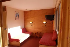 Image of 100m from resort center, 5th floor, balcony, tv, 28m², La Plagne