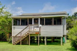 Image of Crab Shack: Ocracoke Cottage within walking distance of shops and restaurants.