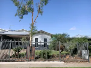 Image of Beautiful Modern House near Darwin (20min)