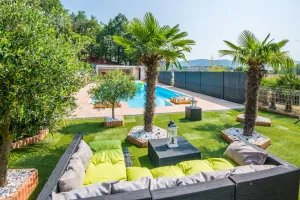 Image of Les Roses d'Angelina - Superbe maison avec piscine