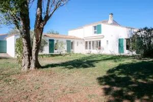 Image of Grande maison pour 7 à 400m de la plage
