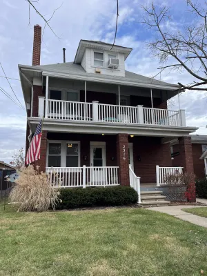 Image of Hudson #1 Private Two Bed near Xavier & Downtown