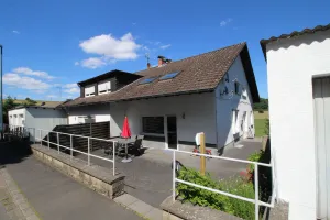 Image of EifelNatur 8, large family apartment with terrace and barbecue, pets welcome