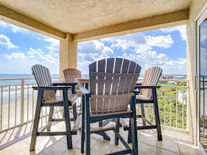 Image of Spectacular Beachfront Views from this Tastefully Decorated Condo ~ PH5B Palm House