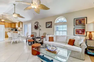 Image of Uniquely decorated front duplex with rooftop deck access, within walking distance to the beach