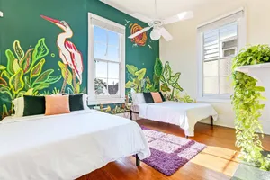 Image of Artsy Magazine St | Grand Balcony | Great Location