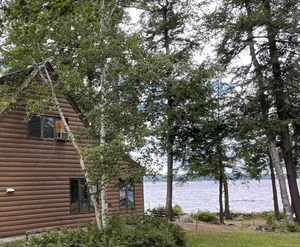 Image of Great Pond Waterfront: Dog-friendly Home Near Colby College