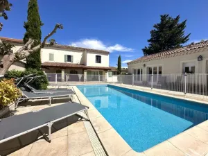 Image of City home, private pool, Saint-Rémy - 10 people