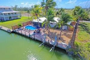 Image of P43 - Updated 3 bedroom 3 bath home with Pool in the Sombrero Beach Area
