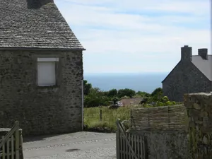 Image of House in La Hague with enclosed garden, parking and pets allowed